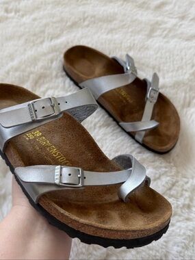 Birkenstock Silver Metallic Mayari Sandals 39 N